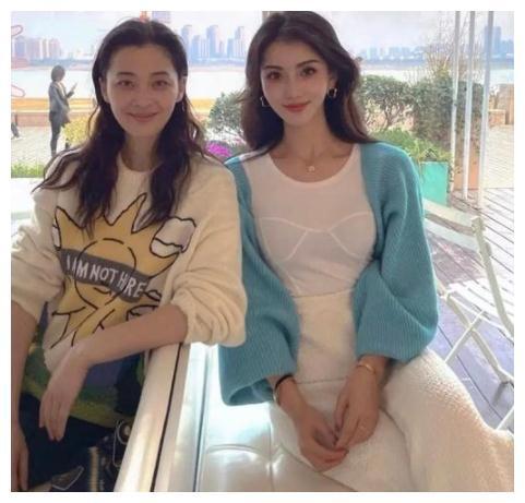 女明星网红合照照片高清