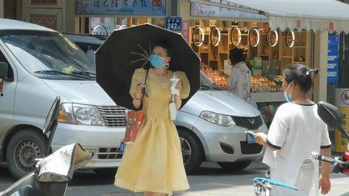 明星网红开的奶茶店,潮流饮品背后的明星效应