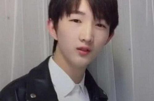 广西仿明星网红是谁,演绎独特魅力，走红网络