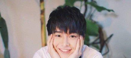 今日吃瓜曲欣雨,今日吃瓜界的焦点人物